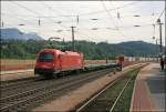 Die Innsbrucker 1216 018 (E190 018) bringt eine RoLa von Wrgl zum Brennersee.