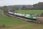 1216 954 Hödlmayr International mit einem Containerzug bei Edlhausen Richtung Nürnberg, 04.11.2016