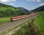 50 Jahre  4010-Transalpin ! Im Jahr 2008 endete der Einsatz der eleganten, ab 1965 von SGP in Graz gebauten Triebzüge nach 43 Dienstjahren. Am 12. August 2008 waren 4010 008 und 4010 013 als IC 518  Karl Böhm  von Graz nach Salzburg unterwegs, und wurden von mir bei Kilometer 170 in Wald am Schoberpass fotografiert. 