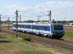 Alltagsverkehr auf der Franz-Josefs-Bahn: 4020 302-8 am 07.09.2024 auf dem Weg nach Wien als S40 (Fotografiert nahe Langenlebarn)