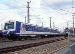 BR 4020 der S7 Wien Floridsdorf - Wolfsthal und CAT-Express Flughafen - Wien City begegnen sich am 24.03.2007 kurz vor dem Bahnhof Schwechart.