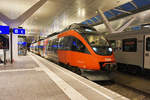 4023 007-0 wartet in Salzburg Hbf, auf die Abfahrt als S2 3071 nach Straßwalchen.