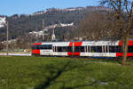 Ein 4024  Doarobioro  als S-Bahn Richtung Bregenz bei Schwarzach.