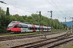 Nachschuss am 12.08.2016 auf ÖBB 4024 100-2, als dieser als S1 (Lindau Hbf - Bludenz) an den alten Flügelsignalen von Lindau Reuting gen Österreich fuhr.