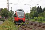 Kurz über das Gebüsch geschaut, konnte man am 12.08.2016 in Lindau Reutin den ÖBB 4024 027-7 beobachten, wie dieser als S1 (Lindau Hbf - Bludenz) in Richtung Bregenz fuhr.