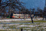 Ein 4024 als S-Bahn Richtung Bregenz bei Schwarzach.