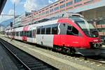 ÖBB 4024 066 steht am 5 Juni 2015 in Innsbruck Hbf.