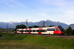 4024 071-5 mit den ersten Lichtstrahlen des Tages bei Sulz Röthis gen Dornbirn.