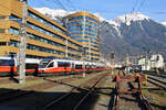 ÖBB 4024 077-1 erreicht Innsbruck Hbf auf dem Weg nach Telfs-Pfaffenhofen.