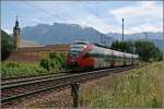 4024 069 fhrt vor dem Kaisergebirge als RB 5114, von Innsbruck nach Rosenheim, dem Ziel entgegen.