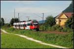 Ein Tiebwagen der Baureihe 4024 bei Niederaudorf.