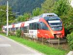 Die 4024 004  Bludenz  an der Pipeline in Bregenz-Lochau bei der Fahrt als R richtung Bludenz.