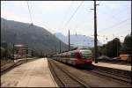 Zwei 4024er verlassen als Regionalzug nach Rosenheim den Bahnhof Kufstein.