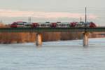 S 80 fhrt ber das hochwasser fhrende Entlastungsgerinne zwischen Wien Praterkai und Wien Lobau.