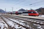 4024 113-5 als S1 4233 (Friesach - Lienz), am 4.3.2016 bei der Einfahrt in Greifenburg-Weißensee.