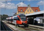 Der ÖBB ET 4024 024-4 unterwegs als S-Bahn Vorarlberg bei der Ankunft in Lindau.