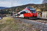 4024 122-6  Sonnenstadt Lienz , hält als S1 4248 (Lienz - Friesach), in Berg im Drautal.