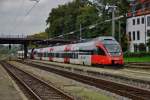 4024 033-5 von Bludenz komment bei der Einfahrt in den Bhf.Lindau (Bodensee) am 23.09.14.