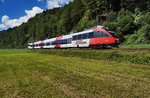 4024 063-2 fährt als S3 5069 (Schwarzach-St. Veit - Salzburg Liefering), nahe Mitterberghütten vorüber.
Aufgenommen am 7.8.2016.