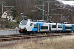 Die ODEG mit Triebfahrzeugen der BR 4746 und der BR 650 in verschiedenen Farbvarianten bei der Kreuzung bzw.