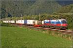 EM-Lok 1116 084 Russland fhrt mit einem Containerzug von Graz in Richtung Bruck an der Mur.
belstein 21.07.2009