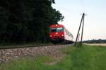 Steuerwagen 8073 076 am Abend des 06.07.2008 mit REX2798(Oberwart-Wien Sd)vor dem nchsten Halt in Pinkafeld.