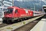 ÖBB 1216 016 steht am 5 Juni 2015 mit ein EC nach Bologna Centrale in Innsbruck Hbf.