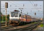 Railjet 1016 034 Spirit of Salzburg mit Zug EC 631 Alpen Adria Universitt.