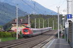 1116 129 hatte mit dem IC 590 (Salzburg - Klagenfurt) am Morgen des 1.5.2018 fast das Ende der Tauern-Südrampe erreicht, als sie den Bahnhof Pusarnitz auf dem Weg zu ihrem nächsten Halt in Spittal-Millstättersee durchfuhr.