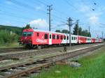 CS8073076-6 erreicht als R3010 den Bhf. Attnang-Puchheim; 090811