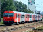 Regionalzug von Linz Hbf nach Passau Hbf am 08.08.2009 beim Halt in Schrding!