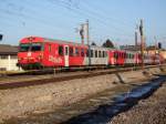 8073 125-1 ist als REX17190 unterwegs, und verlsst den Bhf. Neumarkt/Kallham; 081230