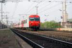 8073 058 durchfhrt am 16.04.2009 mit REX2535 von Bratislava hl.st.