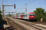 2016 019 schiebt REX 2521  Istropoltan  mit Steuerwagen 8073 023 voraus von Bratislava hl.st.