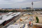 Railjet 64 passiert am 25.08.2012 auf seiner Fahrt von Budapest-Keleti pu nach Mnchen Hbf die Baustelle des zuknftigen Wiener Hauptbahnhofes.