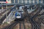 1116.222  Red Bulletin  mit railjet 63 nach Budapest in Wien Westbahnhof.