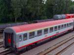 ABmz (61 81 30-90 000-3) bildet bei D966 den Zugschlu;100806