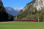 RJ 865 (Bregenz-Wien Hbf) mit Schublok 116 243 bei Roppen 16.10.21