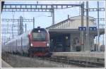 Verspteter RJ160 nach Zrich HB im Grenzbahnhof Buchs SG mit Steuerwagen 80-90 718  Spirit of Zurich .