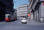 Wien Wiener Stadtwerke-Verkehrsbetriebe (WVB) SL 71 (C1 123 (SGP 1956)) I, Innere Stadt, Pestalozzigasse am 2. Mai 1976. - Scan eines Diaposiivs. Kamera: Leica CL.