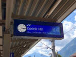 Zugzielanzeige des EC 164  Transalpin  nach Zürich HB im Bahnhof Jenbach. Aufgenommen am 04.08.2019