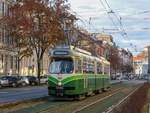 Graz. TW 504 konnte ich am 17.11.2020 als Linie 4 bei der Haltestelle Jakominigürtel aufnehmen.