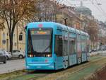 Graz. Variobahn 223 konnte ich am 19.11.2020 bei der Haltestelle Jakominigürtel ablichten.