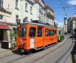 Der hier abgebildete bunte Zweiwagenzug, bestehend aus dem ehemaligen Arbeitswagen 251 (Baujahr 1962) und dem Beiwagen 401b (Baujahr 1949) waren am 8 Juli 2022 als  Sommerbim  auf der Strecke Jakominiplatz>Laudongasse im Einsatz, und wurde von mir am Südtirolerplatz bildlich festgehalten.