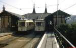 Im Talbahnhof Urfahr der Pöstlingbergbahn stehen im Juni 1991 die Tw VIII und XV zur Abfahrt bereit. Nach der Umspurung und Aufnahme des durchgehenden Betriebes in die Linzer Innenstadt wurde hier ein Museum eingerichtet. 