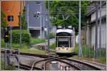 An der Landgutstrasse kreuzt die schmalspurige Pöstlingbergbahn die Mühlkreisbahn der ÖBB. (30.05.2014)