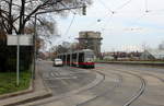 Wien Wiener Linien SL 31 (B1 729) II, Leopoldstadt, Obere Augartenstraße / Untere Augartenstraße am 23. März 2016.