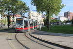 Wien Wiener Linien SL 58 (A1 120) Westbahnhof am 11. Mai 2017.