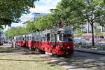 Wien Wiener Linien SL 6 (E1 4509 + c3 1222) Neubaugürtel / Westbahnhof am 30. Juni 2017.