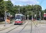Wien Wiener Linien SL 10 (A1 104) XIV, Penzing, Schloßallee / Hadikgasse (Hst. Schloss Schönbrunn) am 1. Juli 2017.